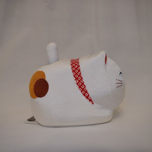 Rare From Japan - Lucky Cat - Kawaii Japanese Toy - Cute Like Hello Kitty Charm - Picture 4 of 4